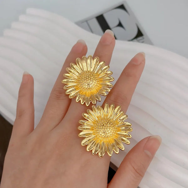 Modern Floral Ring | Copper