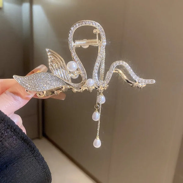 Pearl Butterfly Hair Claw | Alloy