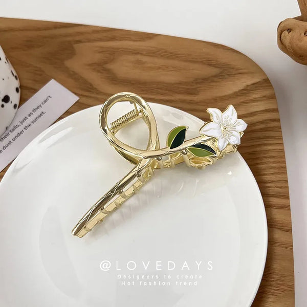 Sweet Floral Hair Claw | Alloy