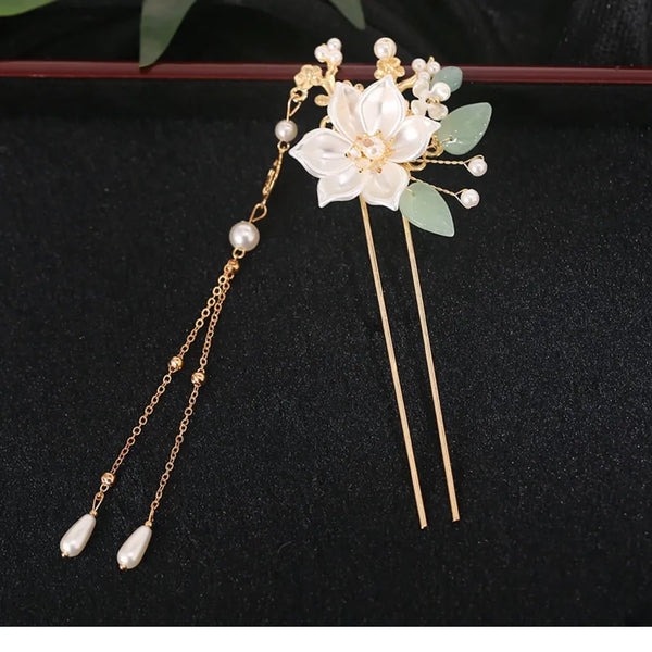Vintage Floral Hair Clip | Resin