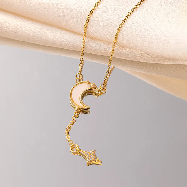 Shell Celestial Pendant Necklace | Copper