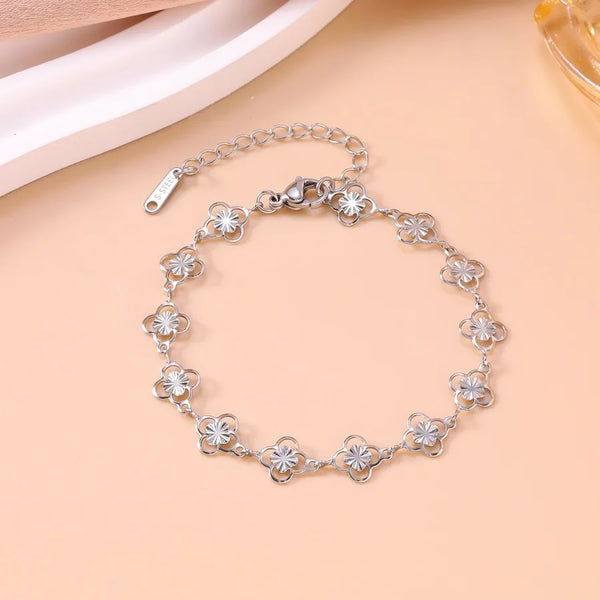 Lucky Heart Bracelet | Stainless Steel