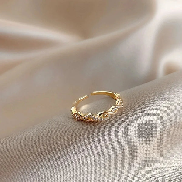 Featuring Geometric Ring | 925 Sterling Silver