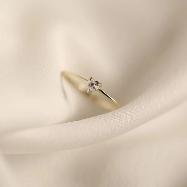 Single Zircon Ring | 925 Sterling Silver