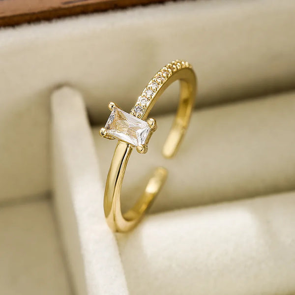 Rectangle Zircon Ring | Copper