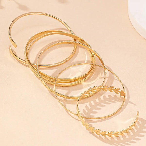 Chain Leaf Bangle | Gold
