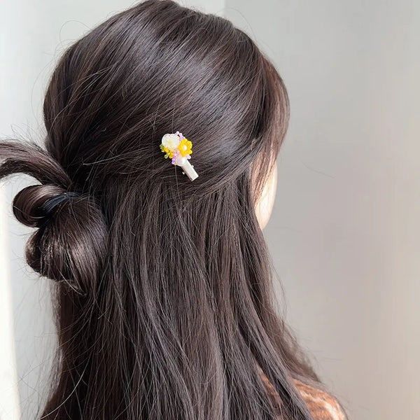 Mango Floral Hair Clip | Beaded