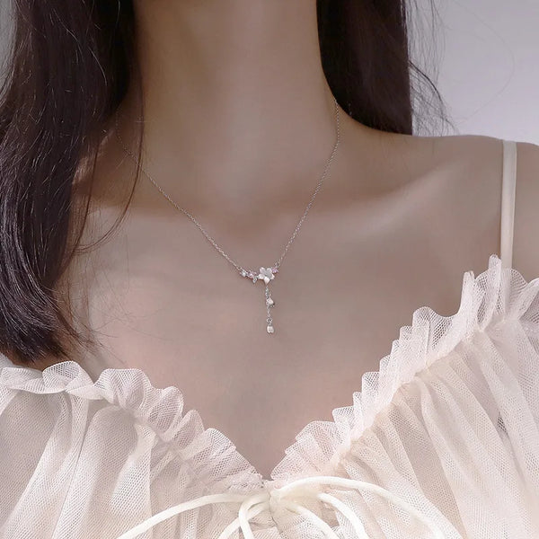 Sweet Floral Choker Necklace | Copper