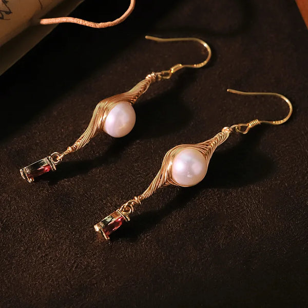 Geometric Freshwater Pearl Stud Earrings | Freshwater Pearl