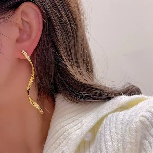 White Earrings | Copper