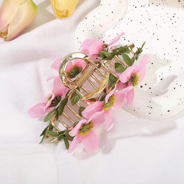 White Floral Hair Claw | Cloth
