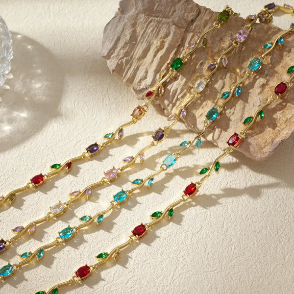 Geometric Leaf Necklace | Rhinestone