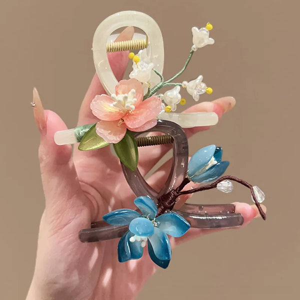 Mori Floral Hair Claw | Material Not Specified