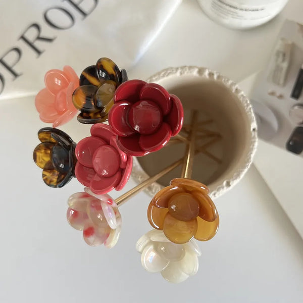 Cloud Floral Hair Clip | Acetic acid sheets