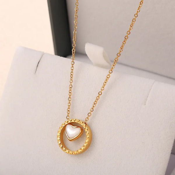 Shell Heart Necklace | Stainless Steel