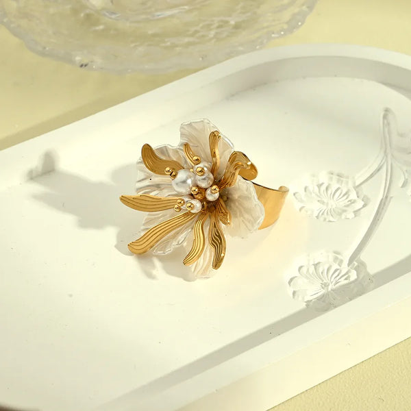 Leaf Butterfly Ring | Stainless Steel